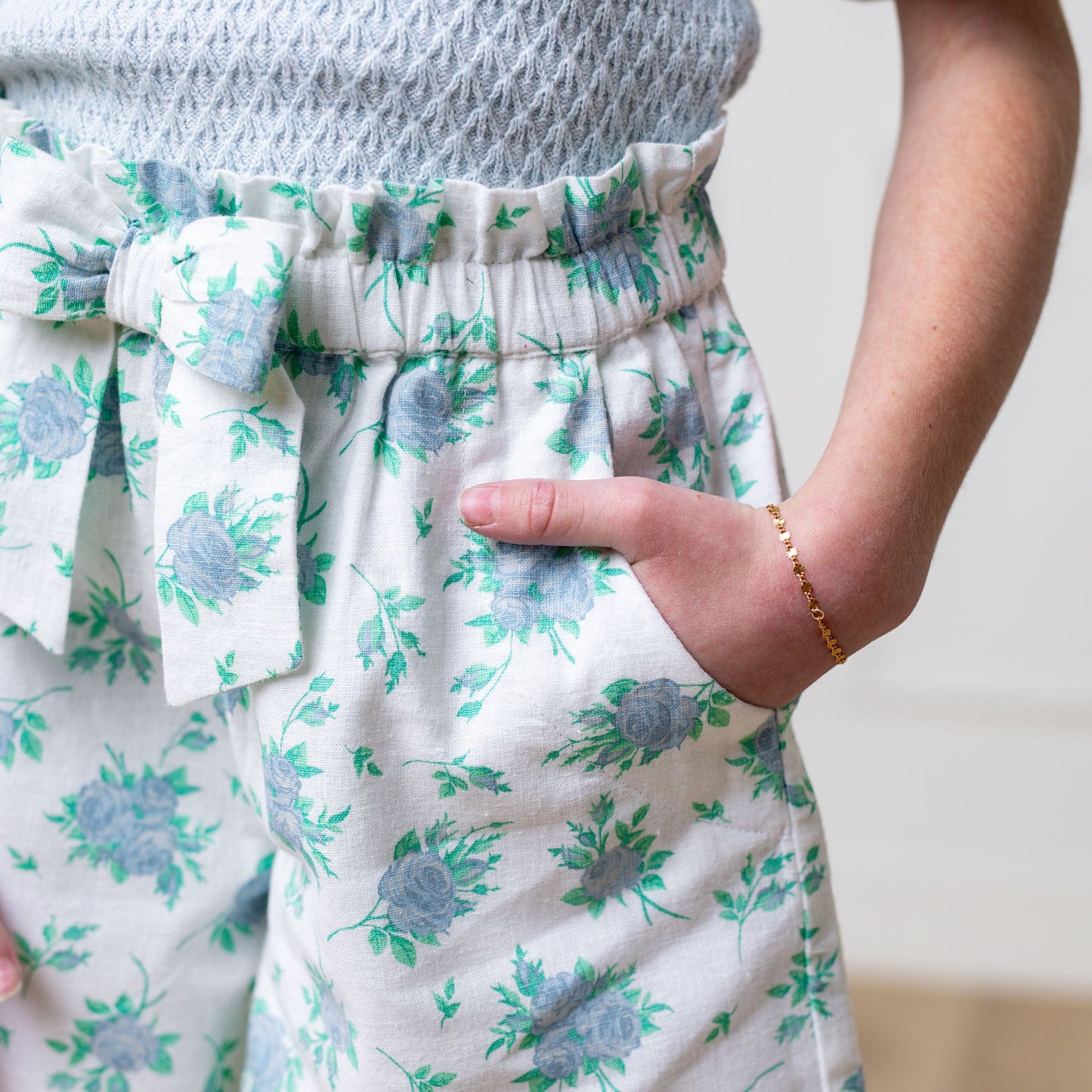 Linen Pull-On Paperbag Shorts